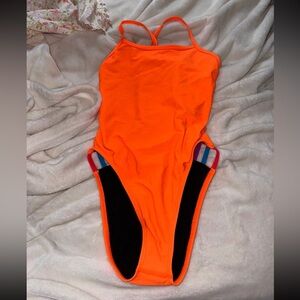 womens jolyn one piece swimsuit size 30 gavin